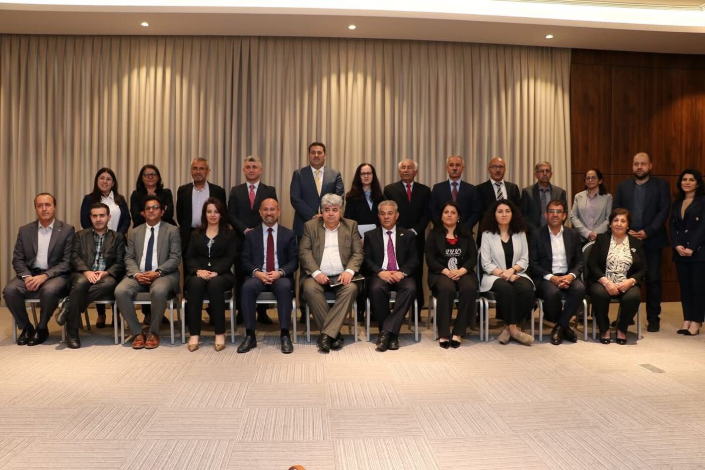 حول اجتماع مجموعة العمل الكردية